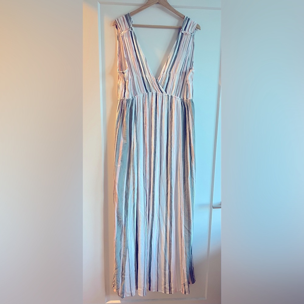 Envy | White Green Pink Gold | Size Large